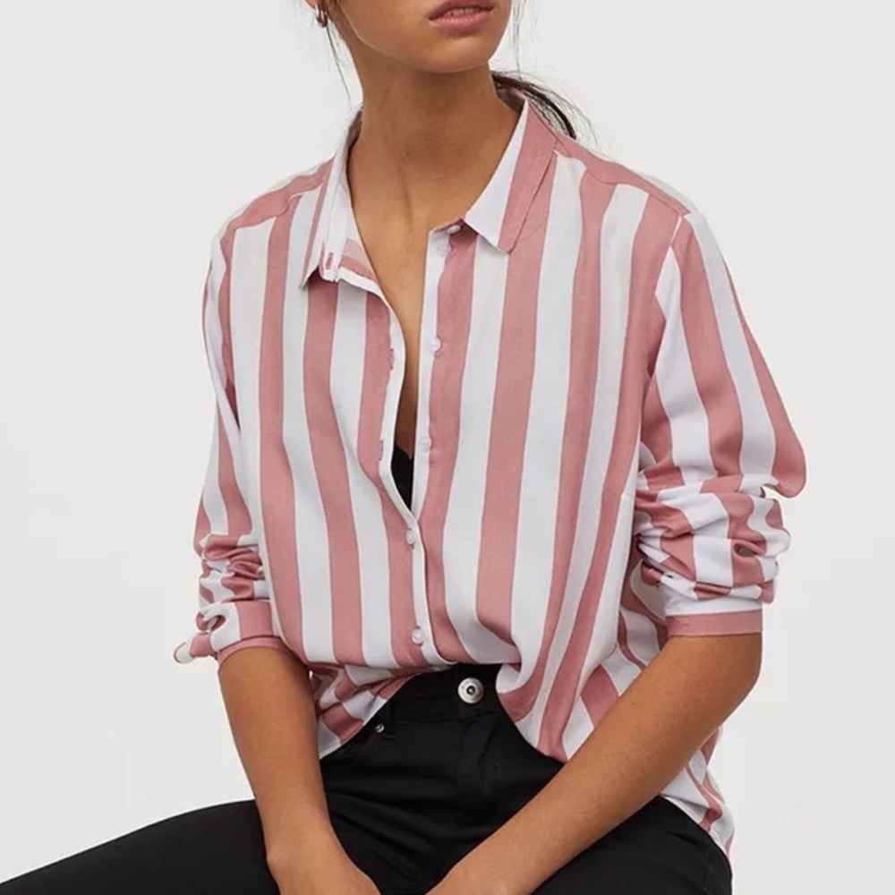 H&M Pink & White Striped Button Down Shirt – Regular Fit (Size: XS)